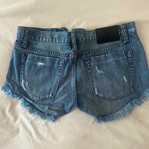 One Teaspoon X Free People Bonitas Distressed Denim Shorts – Size 27